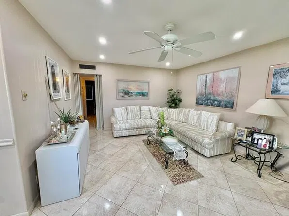 49 Norwich C, West Palm Beach, FL 33417