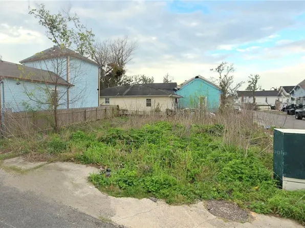 36620 N Roman St, New Orleans, LA 70117