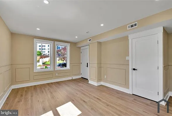 1274 Meigs Pl NE — Photo 3