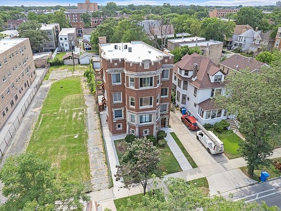 2nd image of 7412 S South Shore Dr APT 2