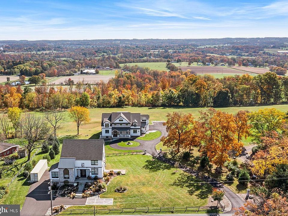 1st image of 1823 N Ridge Rd