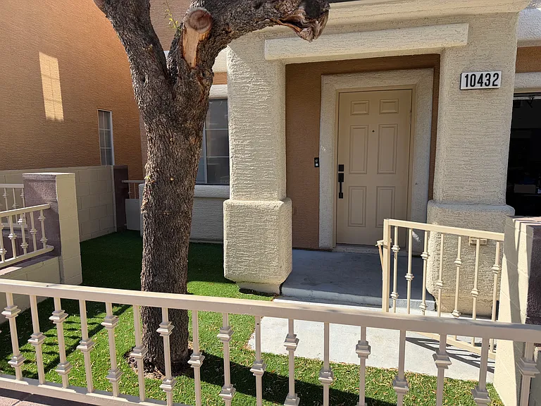 10432 Zen Ct — Photo 15