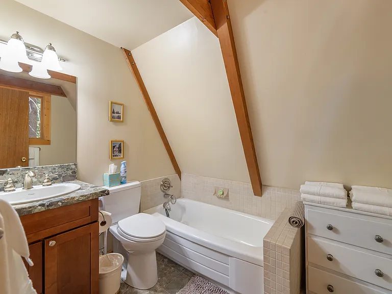 6120 Lark Dr — Photo 15