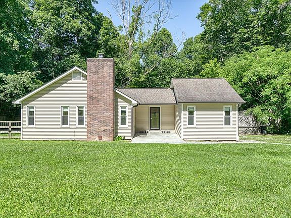 2nd image of 3137 Kay Cir