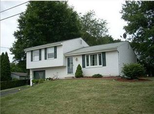 131 Sharbot Dr, Pittsburgh, PA 15237