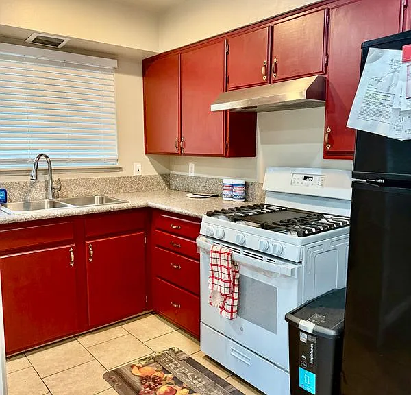 3814 Ferndale Ave — Photo 5