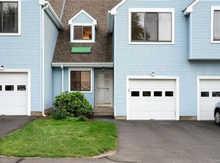 13 Redstone Way UNIT 13, Farmington, CT 06032