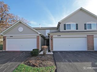 7095 Hidden Green Cir, Fox Lake, IL 60020