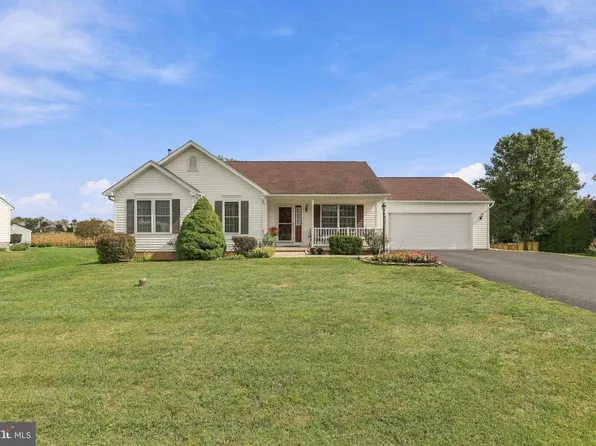 11816 Carol Ave, Greencastle, PA 17225