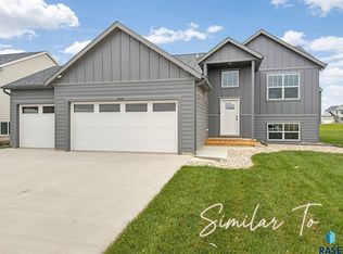 1019 Estate St, Harrisburg, SD 57032