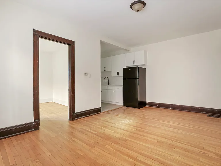 58 Winner Ave — Photo 16