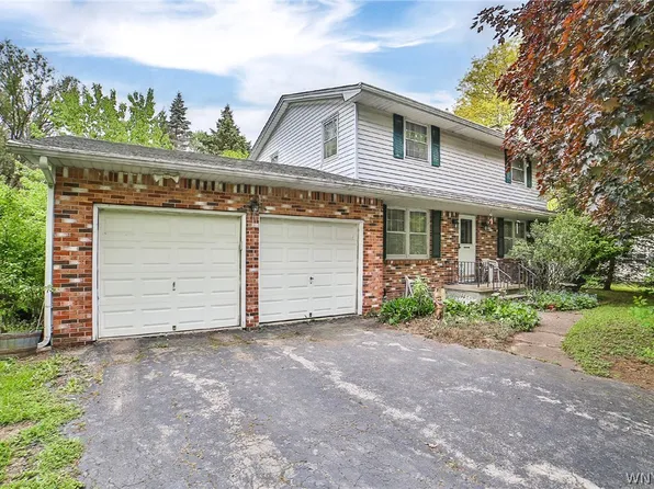 4816 Meyer Rd, North Tonawanda, NY 14120