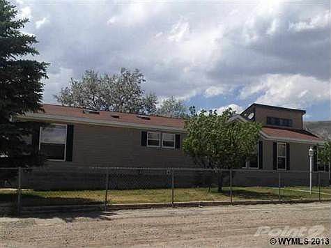 1st image of 401 Cottonwood St