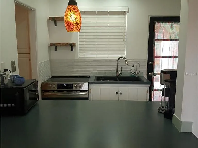 1034 N 22nd St — Photo 17
