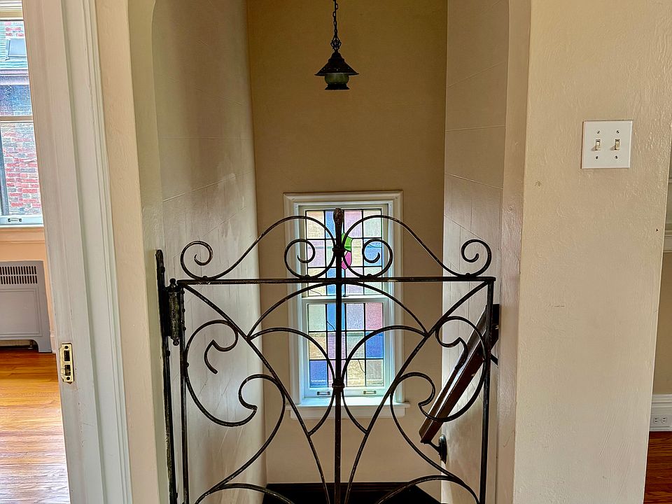 Entrance into the living room