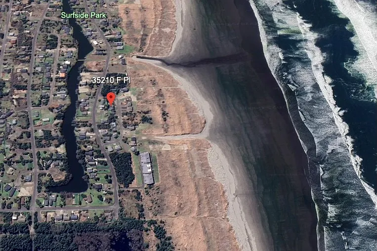 F Pl, Ocean Park — Photo 2