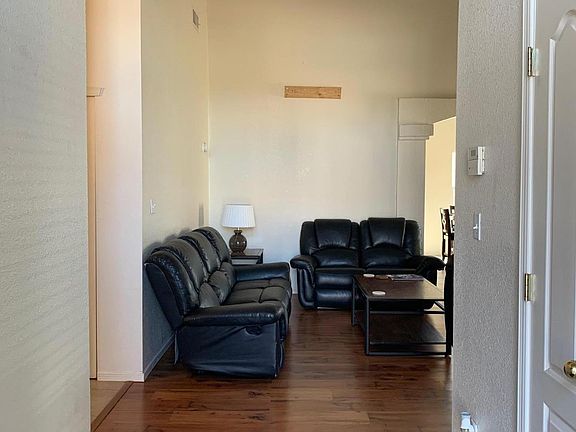 4th image of 228 Ferinand Ct