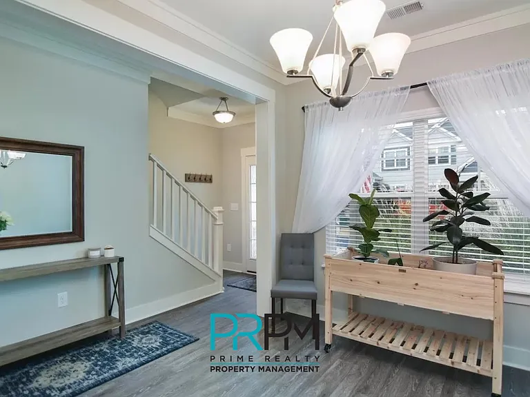826 Stonebriar St #1 — Photo 2