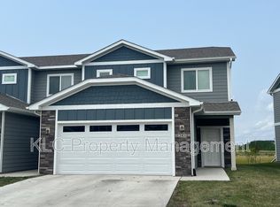 241 NW Greenway Pl, Waukee, IA 50263