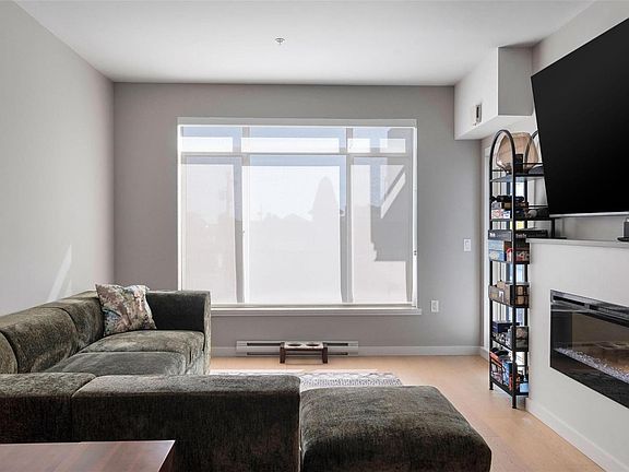 4th image of 9775 4th St #303