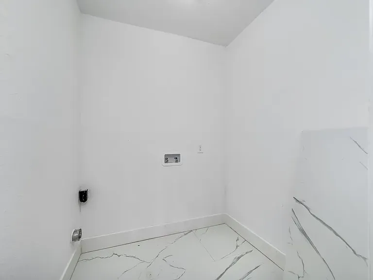 512 Donna Dr — Photo 13