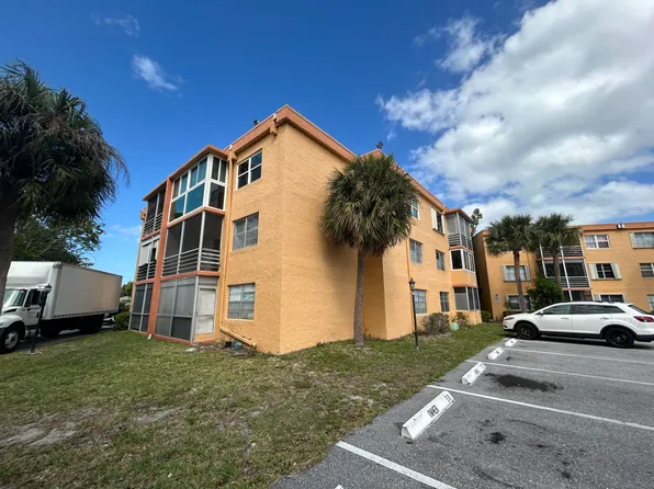 4314 NW 9th Ave, Deerfield Beach, FL