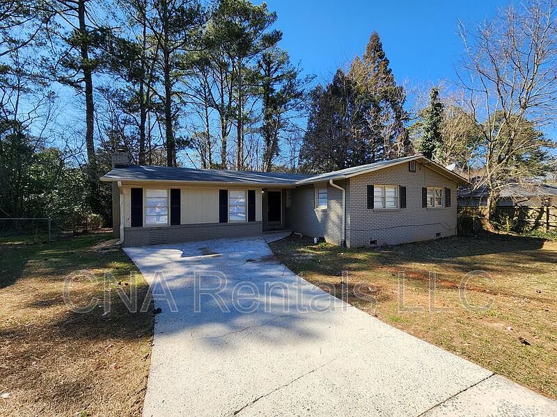 1st image of 850 Oriole Ln SE