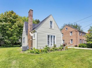 1108 N 8th St, Manitowoc, WI 54220