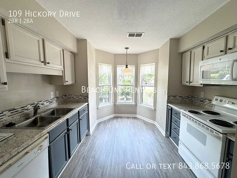 Conway - 2 Bedroom / 2 Bathroom Home (55+ Community) — Photo 3