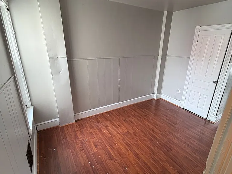 605 Eisenbrown St — Photo 8