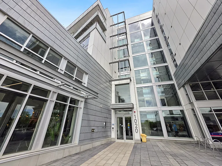 1020 9th Ave SE #312 — Photo 32