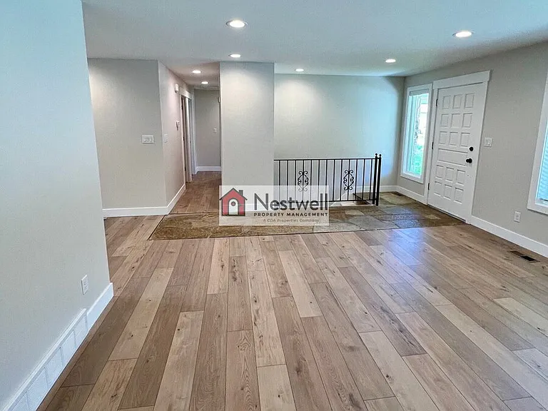 10234 S Vilas Dr — Photo 6