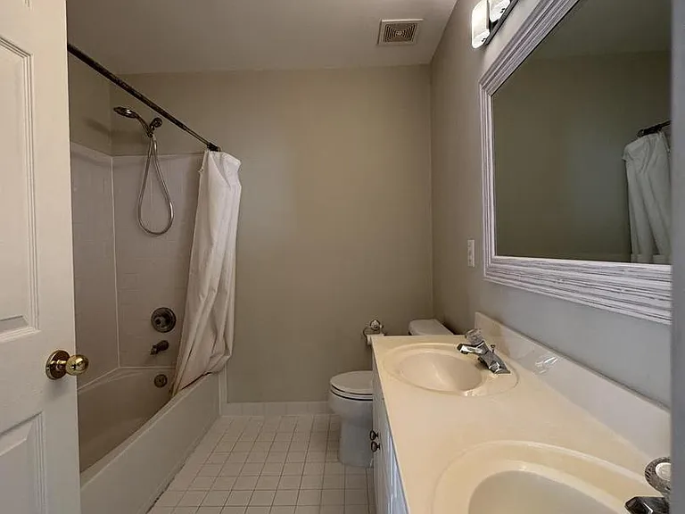4741 Thornbury Dr — Photo 14