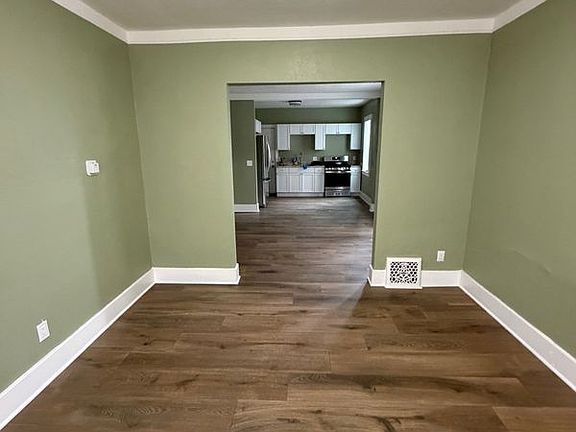 5th image of 7265 Senator St