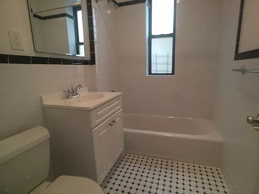 Rented by Sovereign Associates | media 27