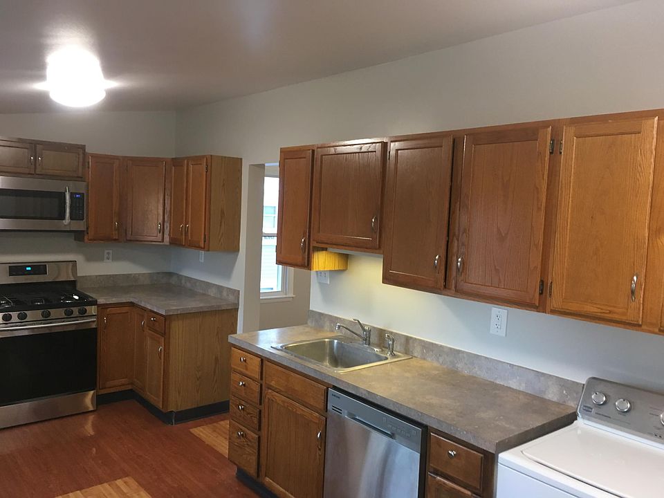 Kitchen - view 1