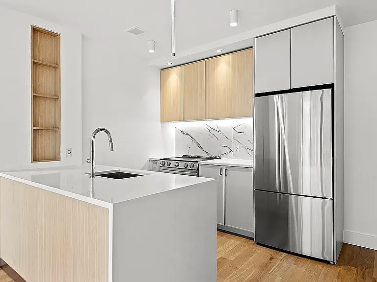 38-27 32nd St #903 — Photo 3