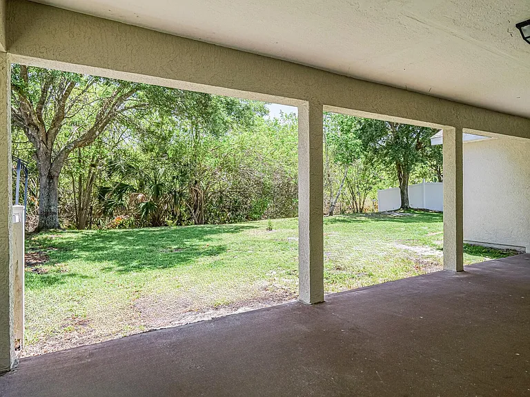 113 Stony Point Dr — Photo 30