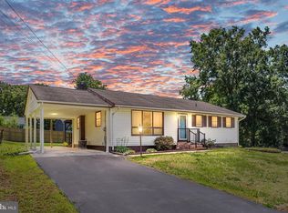 1017 Perry St, Fredericksburg, VA 22405