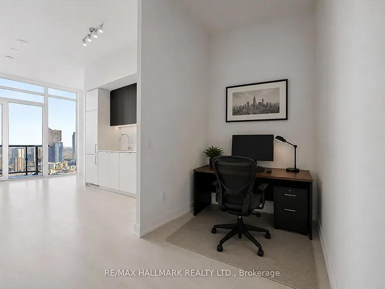 308 Jarvis St #3408 — Photo 11