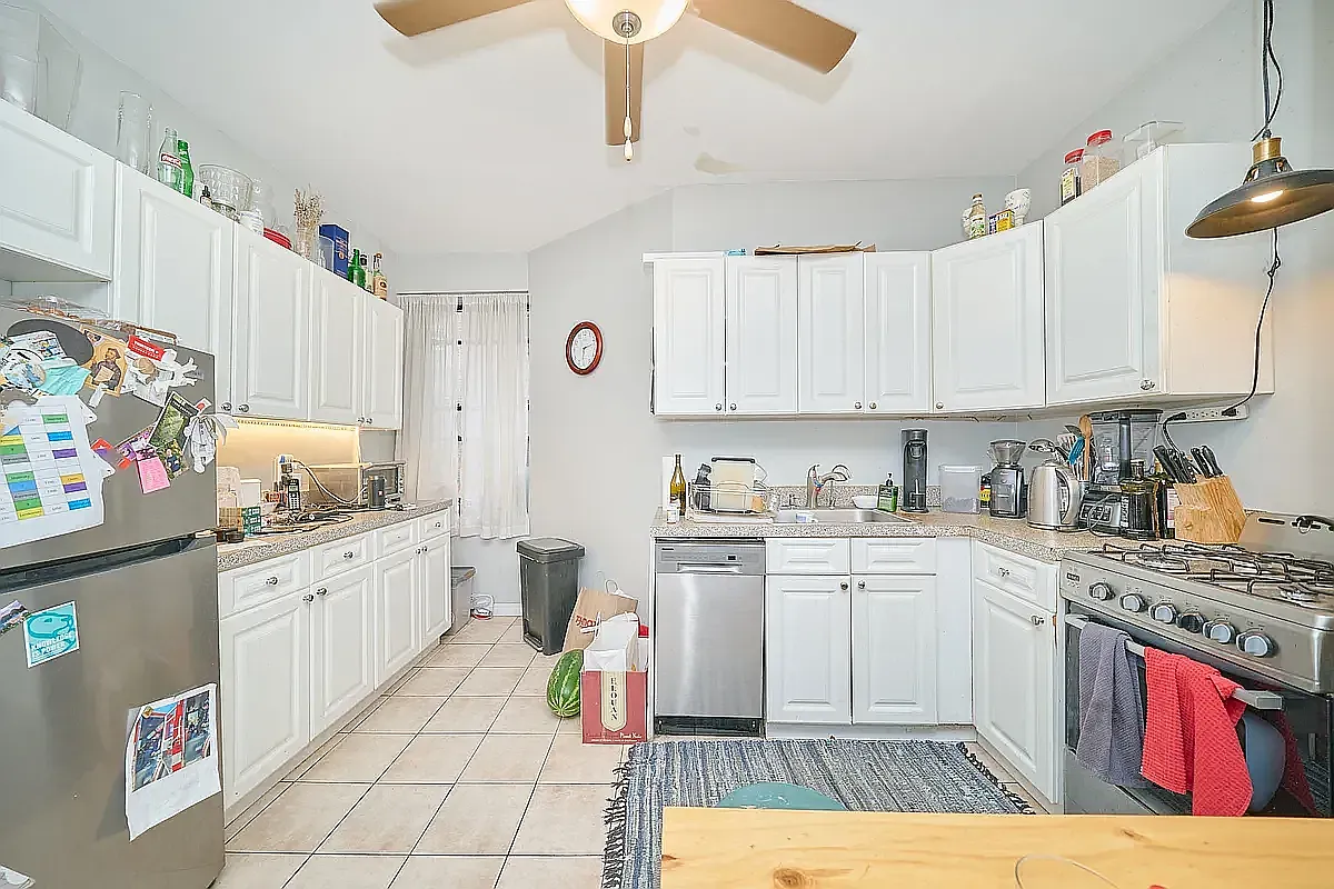 587 Riverside Drive — Photo 1