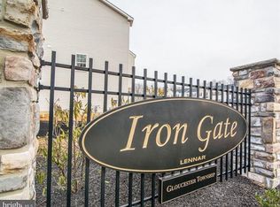 10 Iron Gate Rd, Sicklerville, NJ 08081