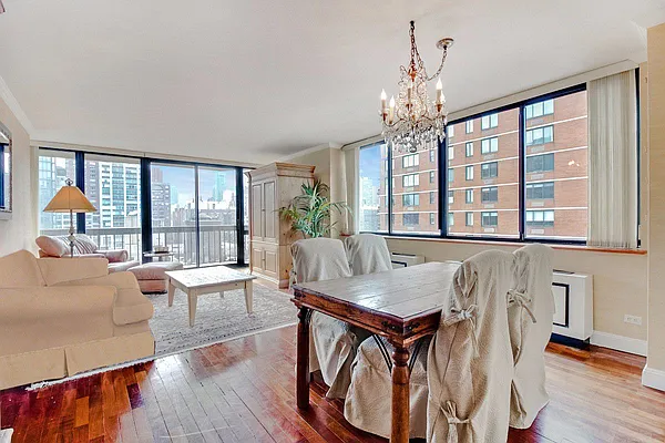 Rented by Level Group | media 13