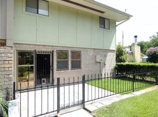 2134 Casa Rio Cir, Dickinson, TX 77539