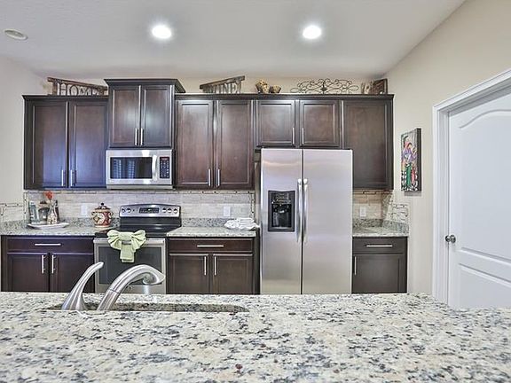 4th image of 6106 Chelan Ct