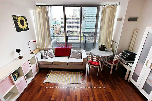 111 Elizabeth St #1835 — Photo 4