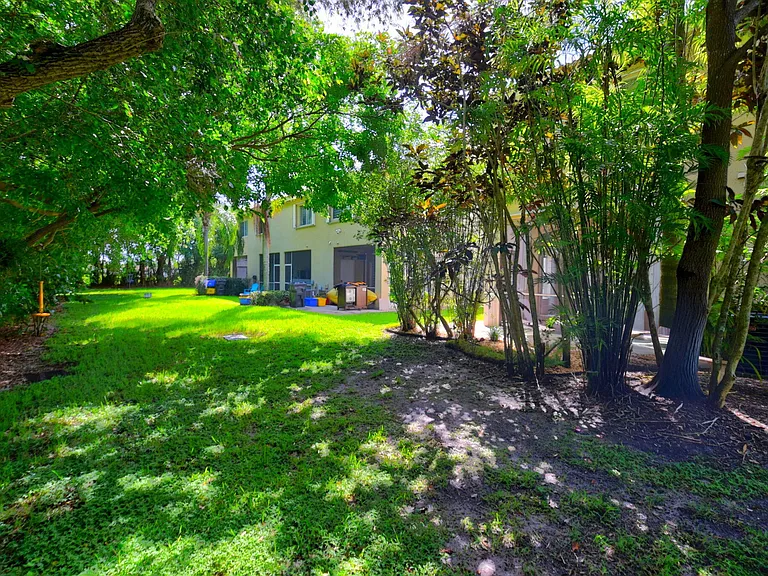 6917 Crooked Fence Dr — Photo 56