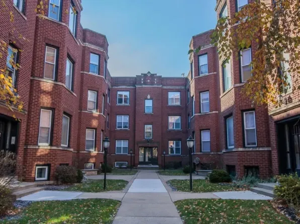 853 W Cornelia Ave APT 2s, Chicago, IL 60657