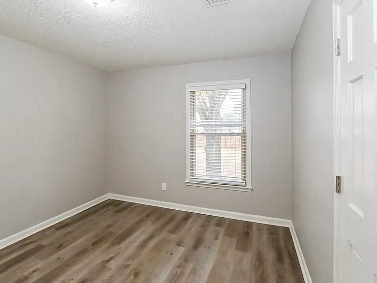7069 Cutter Mill Rd — Photo 16