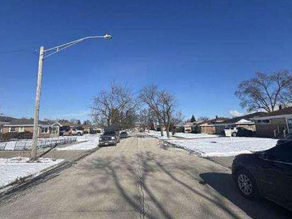 5th image of 1378 Buffalo Ave